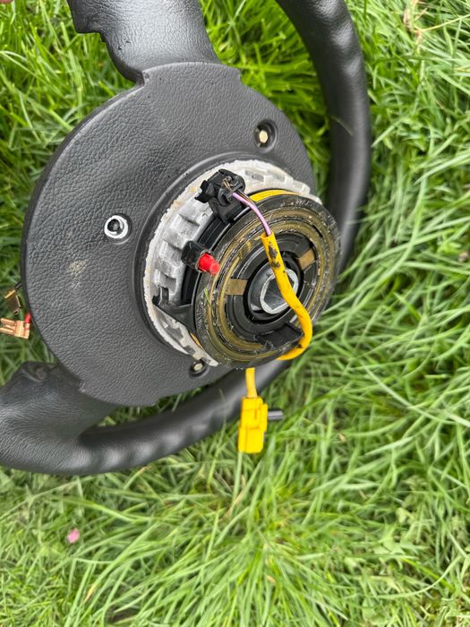 Vand catalizator  ,volan Ford Ka original,aer conditionat , etc