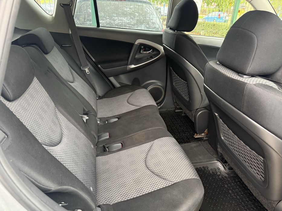 Тойота Рав4, 2,2 дизел D-4D, 136 к.с., 4х4