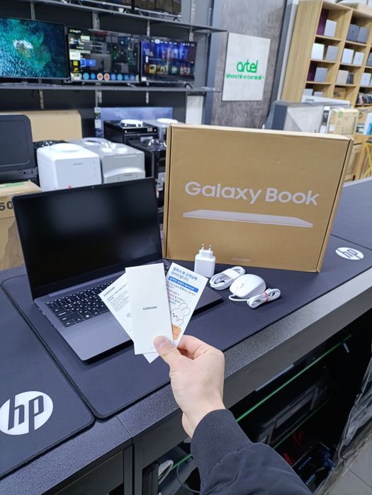 Samsung Galaxy BOOK 2