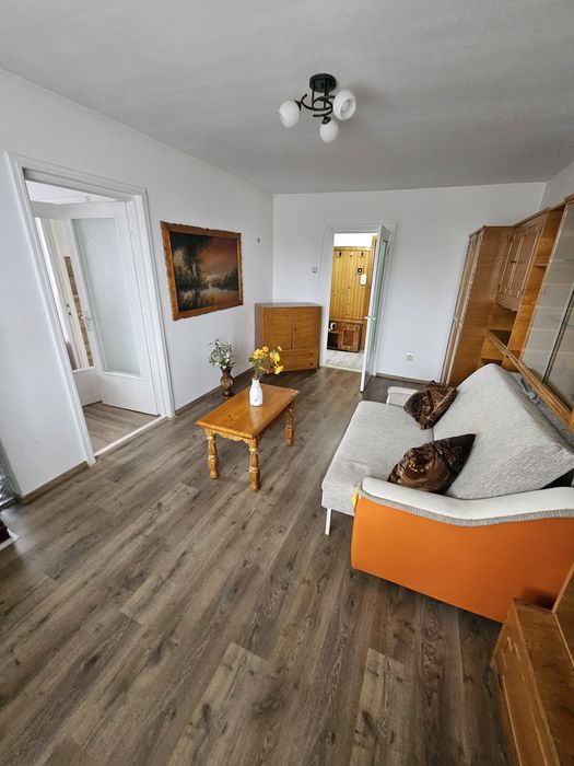 Vând apartament Cerbului bl H