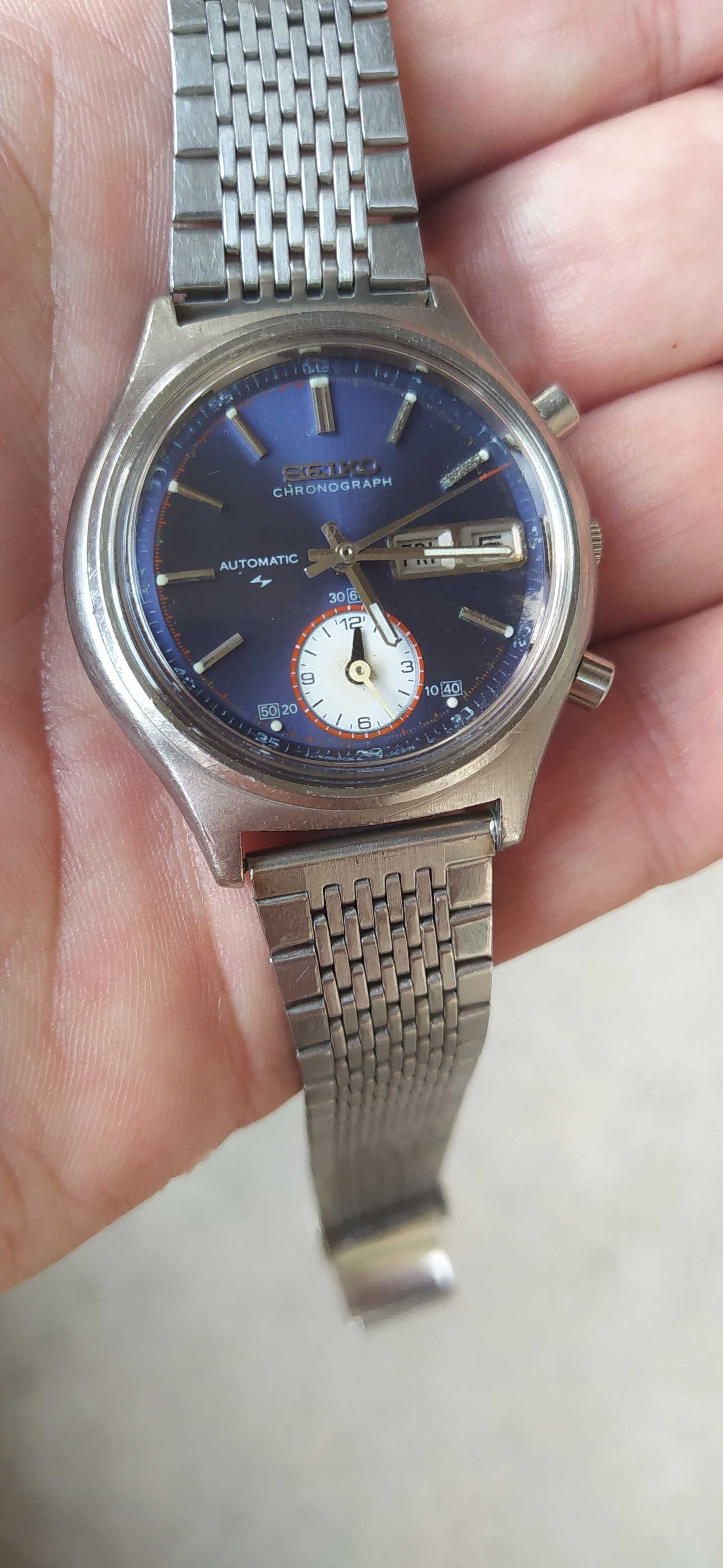 Seiko 7016-8001 Chronograph Flyback