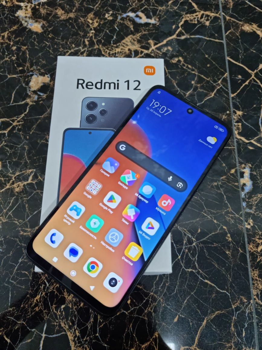 Продаю телефон Redmi 12 в идеальном состоянии! С документами