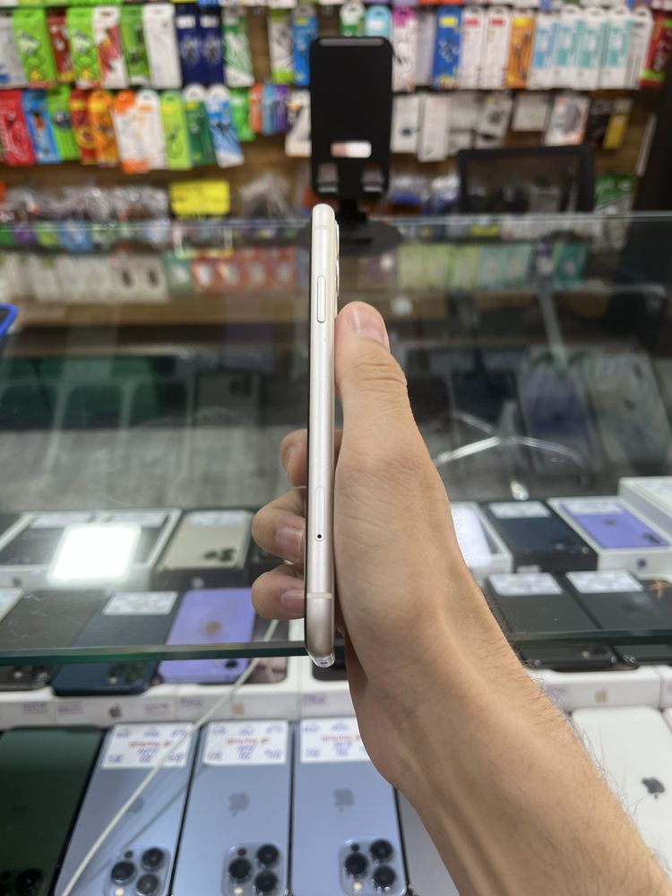 Iphone 11 64gb White - Naqd va halol nasiya savdoga