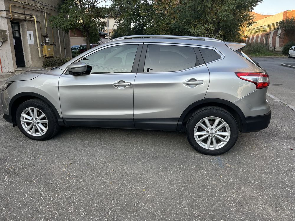 Nissan Qashqai 2015