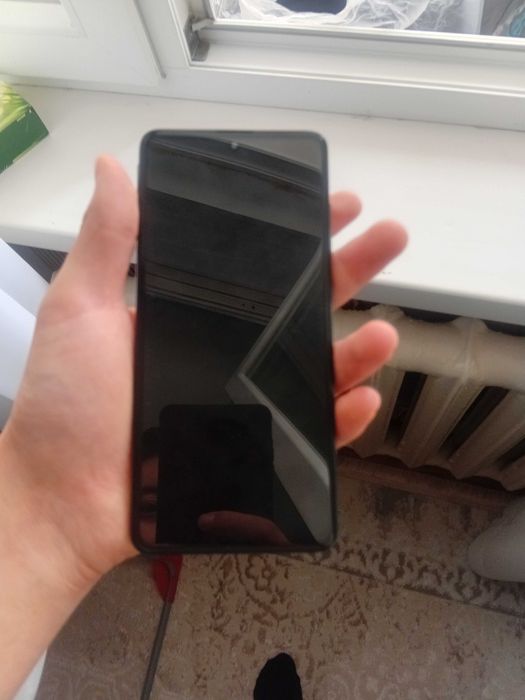 Самсунг А51 64гб сатылады.