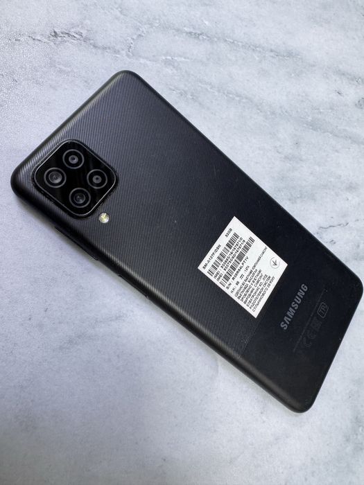 Смартфон Samsung Galaxy A12 лот 804233