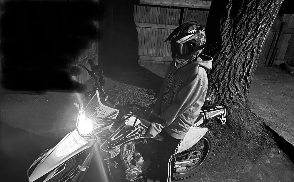 Мотоцикл эндуро SYCMCC