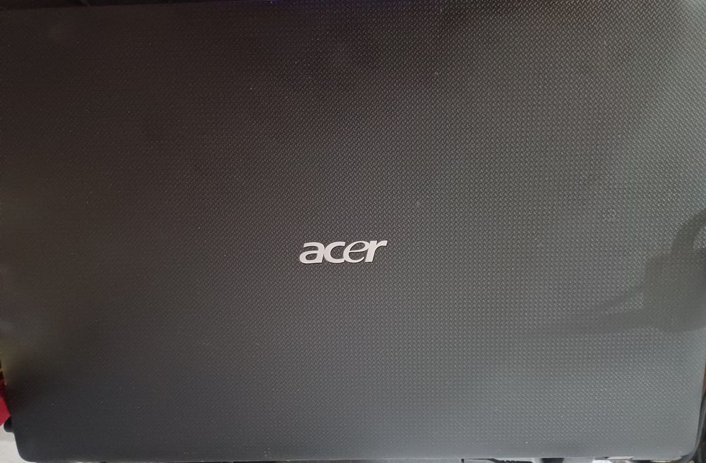 Продам ноутбуки Асеr и Lenovo