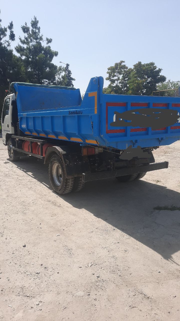 Isuzu samsval sotladi
