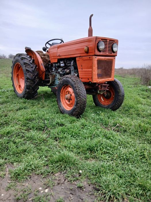 Tractor UTB 445 de vânzare !