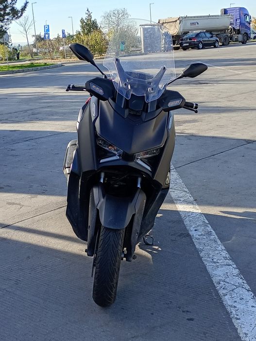 Xmax 300 tech plus 2025