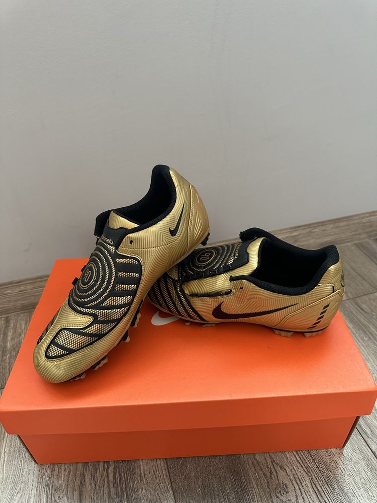 Nike TOTAL 90 RETRO 38,5