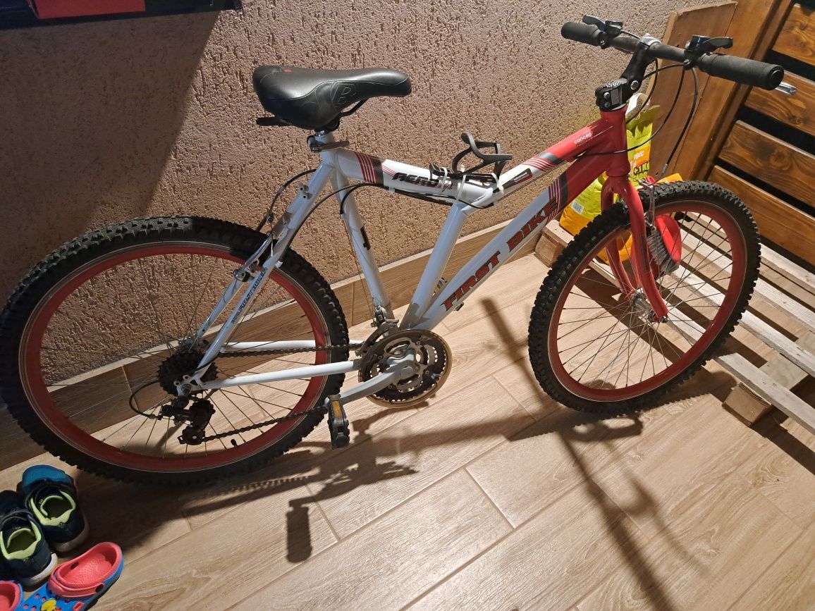 Bicicleta 26" First Bike