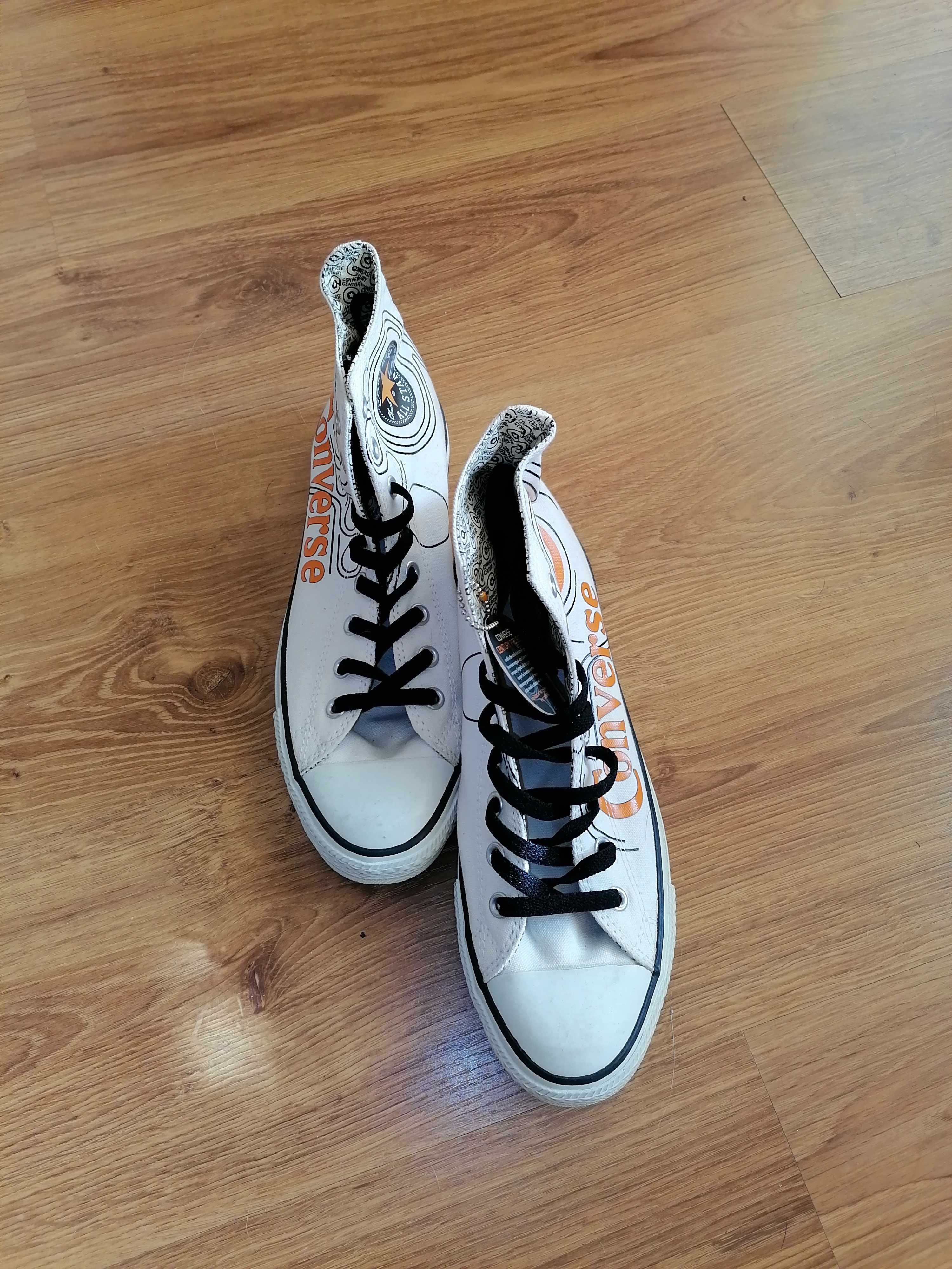 Обувки Vans №44, Clarks №47, Barbour №45, Converse,  и др
