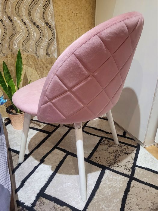 Комплект 2 бр. кадифени розови трапезни столове MIADOMODO