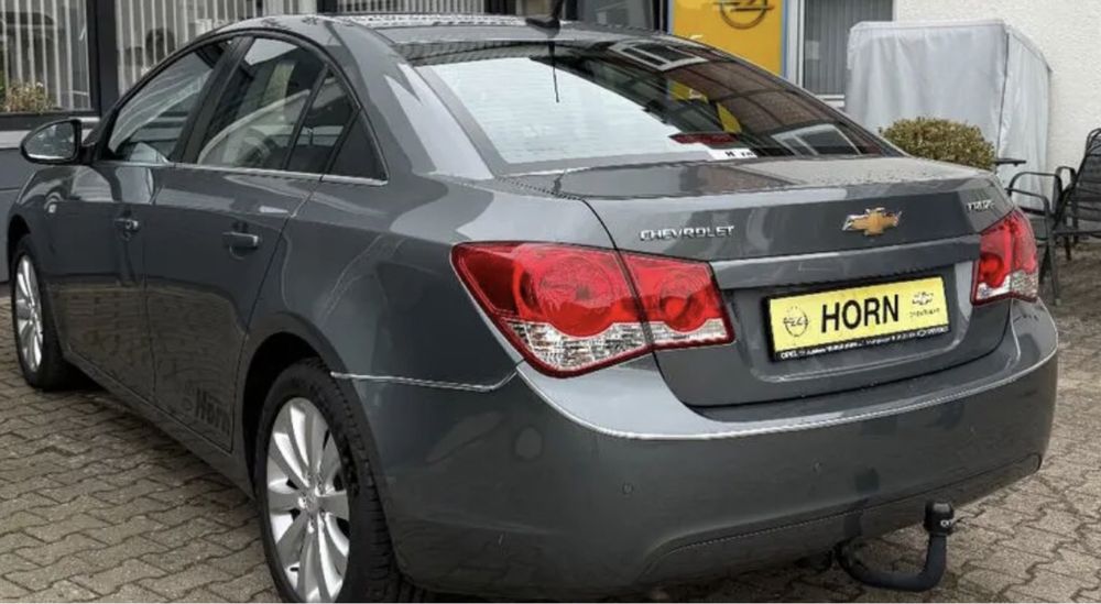 Chevrolet cruze 1.6 i на части