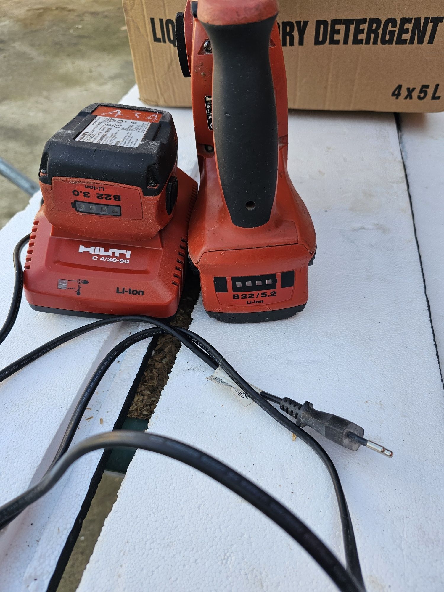 Rotopercutorul Hilti TE 4A22