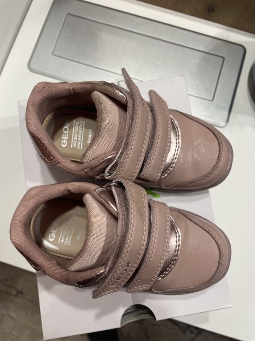 Geox детски обивки 24