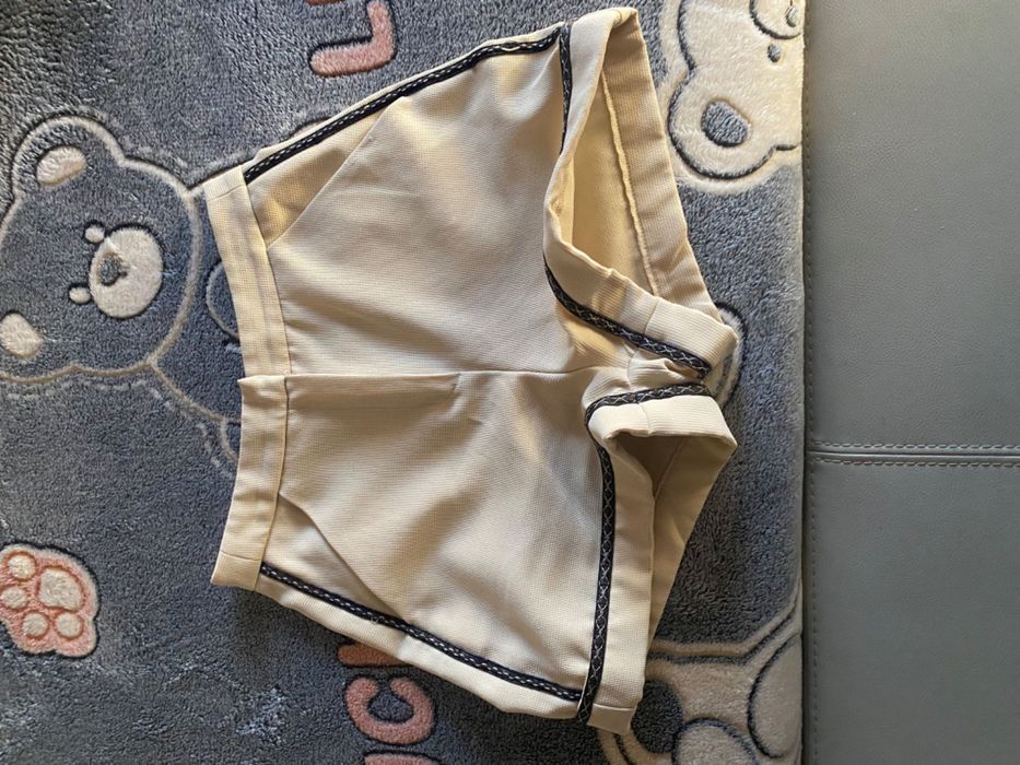 Къси панталонки Alessa XS 50 лв