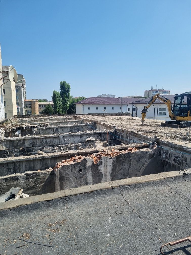 Demolari manuale și mecanizate .Taiere de beton