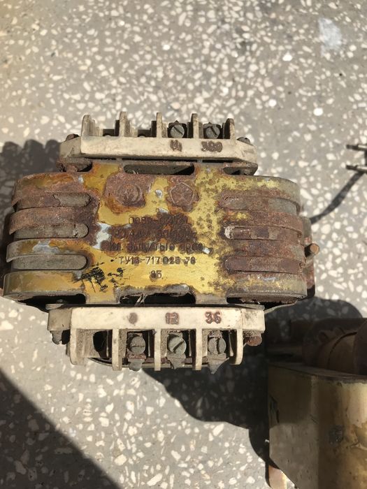 Трансформатори на 380 и 220 волта