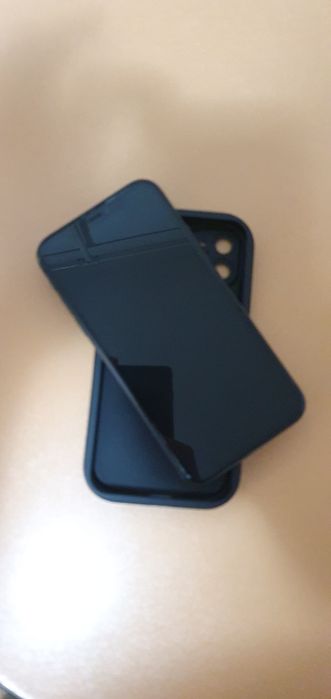 Vând IPhone 11 Black