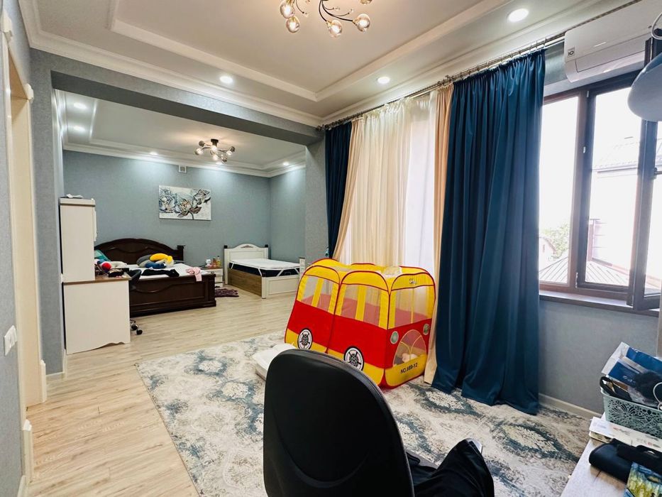 ПРОДАЕТСЯ ДОМ на Улица Уста-Ширин