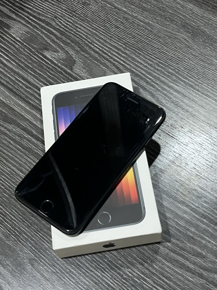 Iphone SE 2022 3 поколение