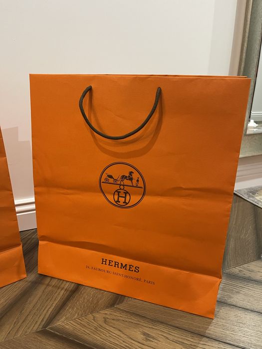 Punga hermes sunt 2 dimensiuni