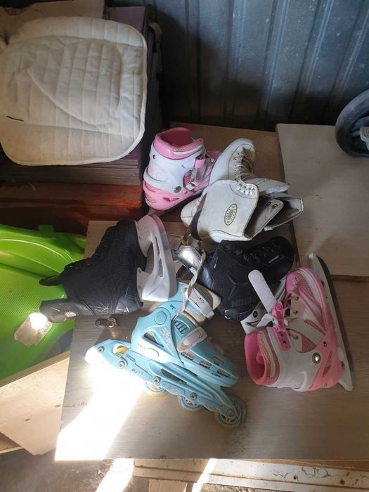 Продам  детские коньки и  ролики