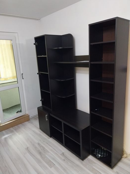 Mobilă ,bibliotecă living