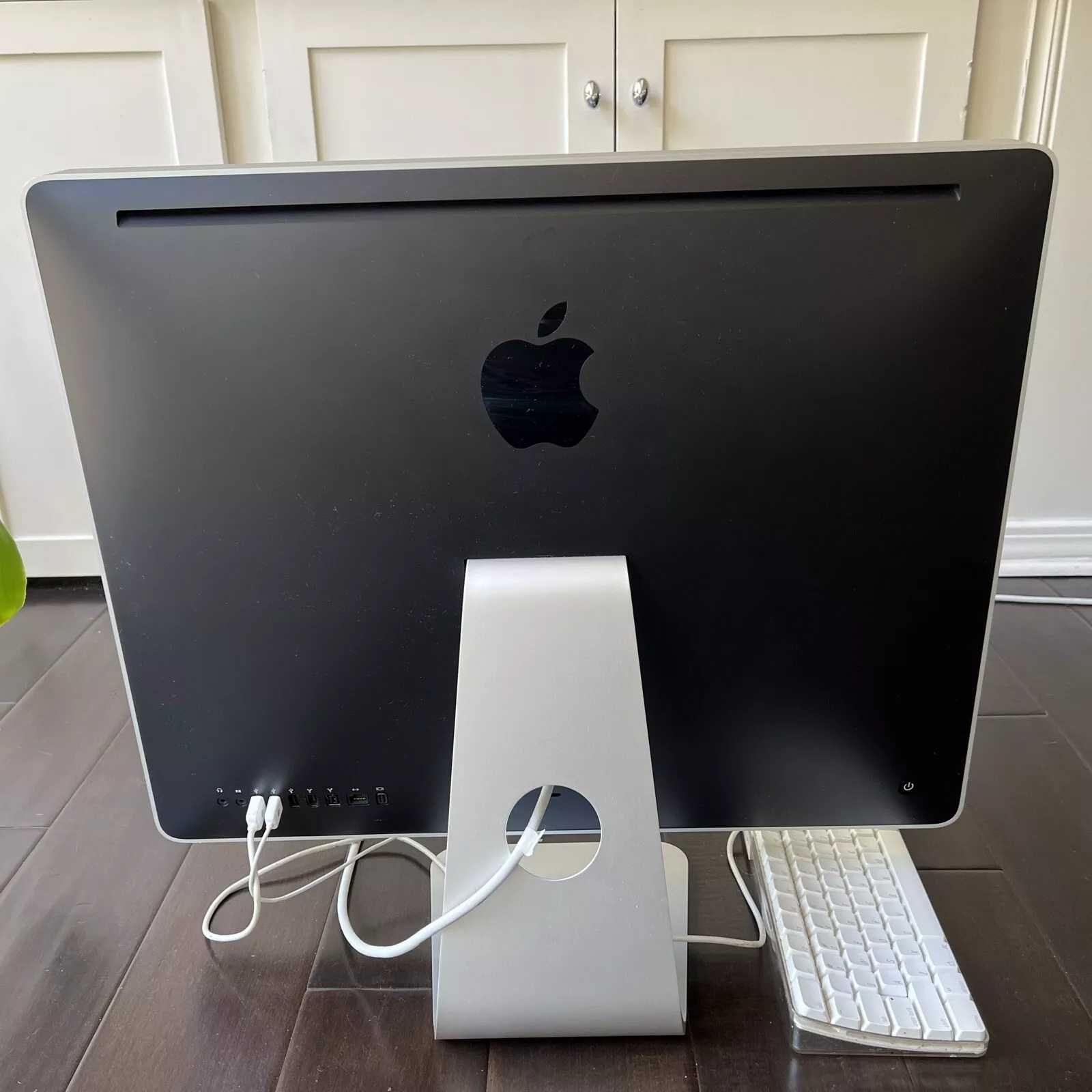 Apple iMac 20" Инча/ 2009 /Apple All In One Компютър и Монитор