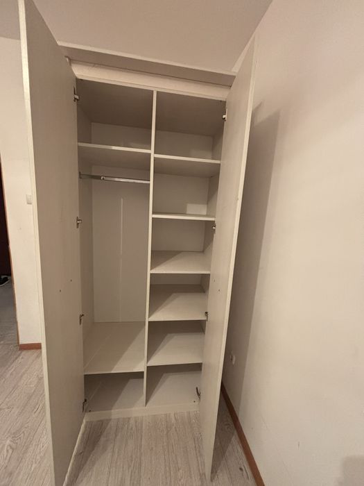 Продам спальный гарнитур