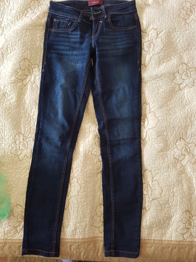 Blugi Bershka Denim gri si albastru marimea 32