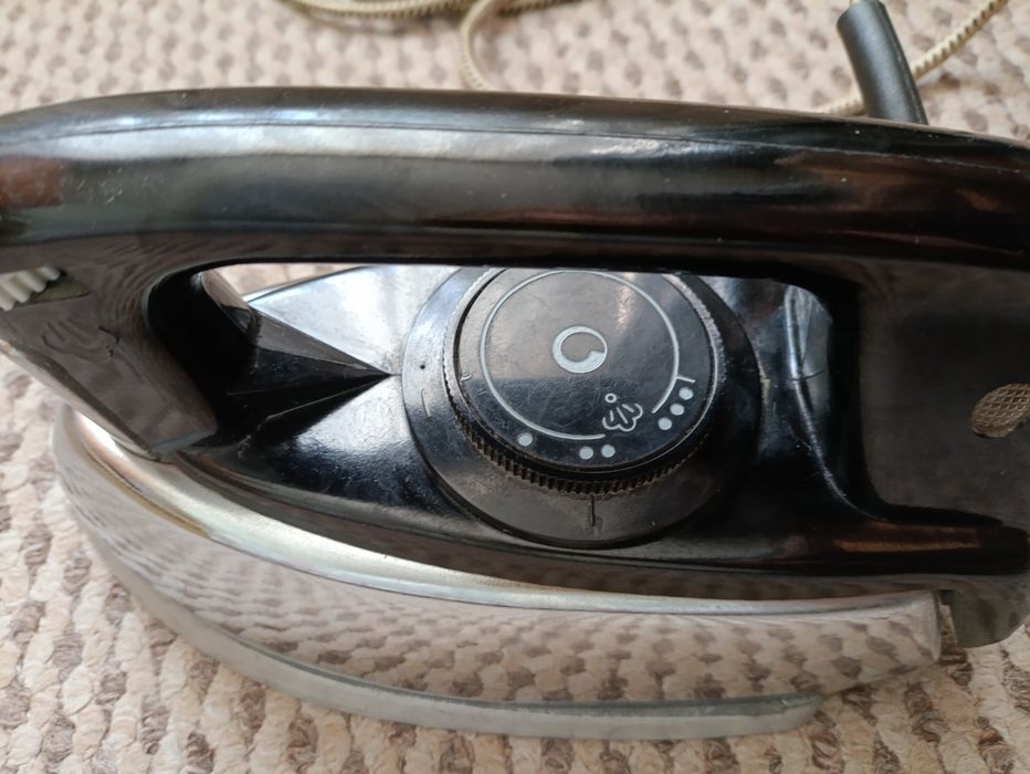 Утюг made in USSR практически новый