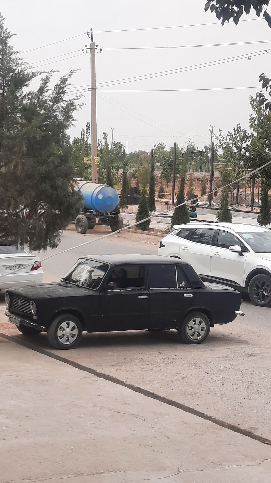 Vaz 21011 srocna sotiladi Surxandaryo Oltinsoy