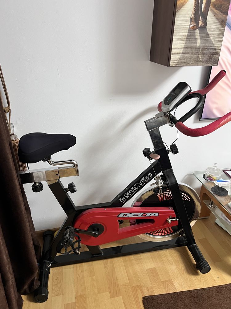 Bicicleta Fitness cu display