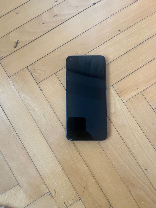 Samsung M 11 Телефон