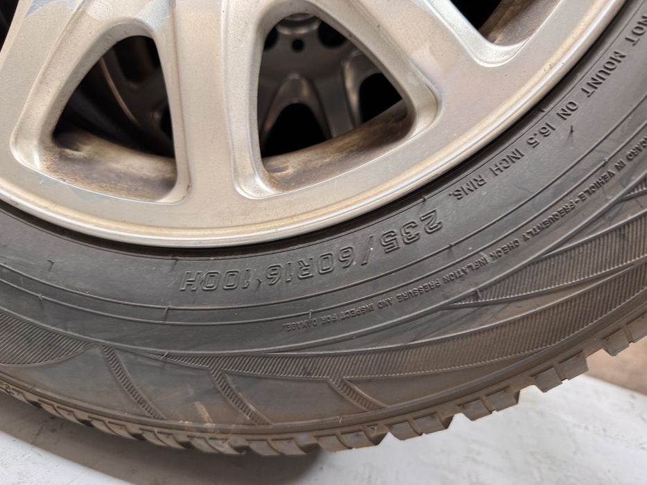 Джанти с гуми за БМВ - Falken EUROWINTER HS01 235/60 R16 100H
