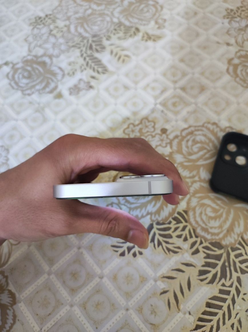 iPhone 14 гарантия