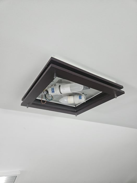 Aplice plafoniera tavan