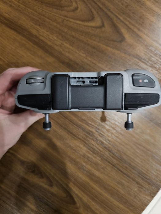 DJI дистанционно за дрон