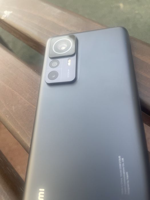 xiaomi 12T pro без минусов никакие царапины
