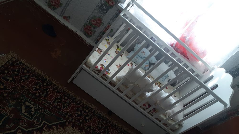 Детская кровать в идеальном состоянии
