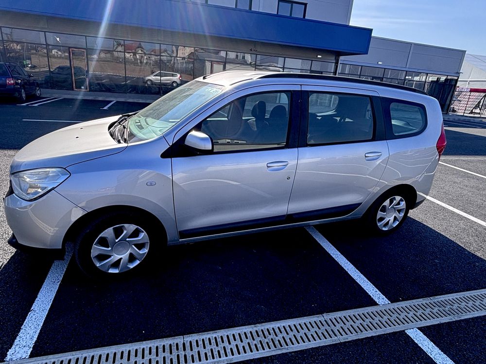 Dacia Lodgy 1.5 dCi, 110 CP