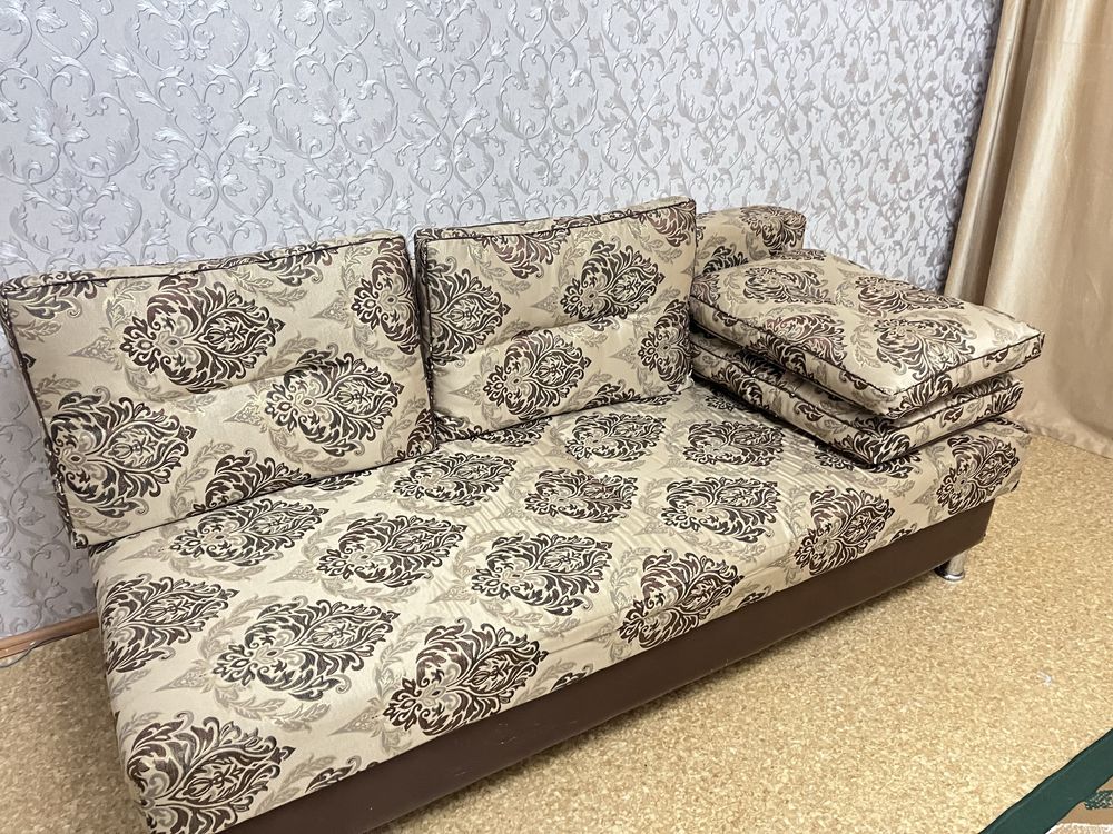 Диван для гостинной