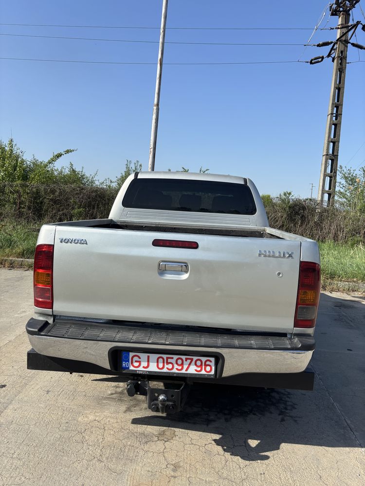 Toyota hilux.