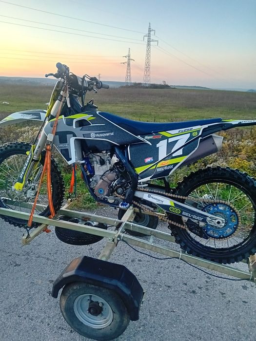 Продавам husqvarna fc 250 2019
