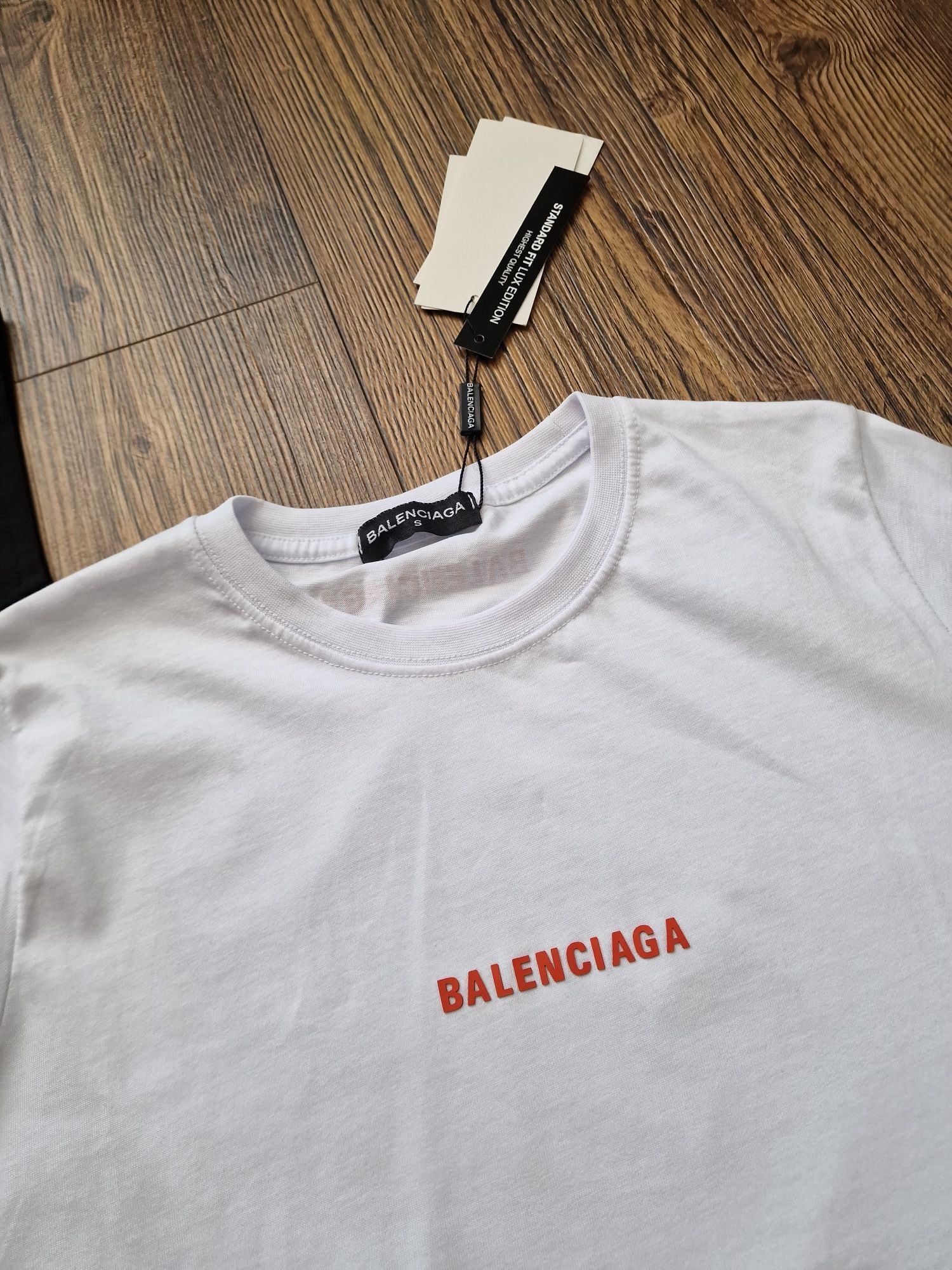 Страхотна мъжка тениска BALENCIAGA. размер S M L XL