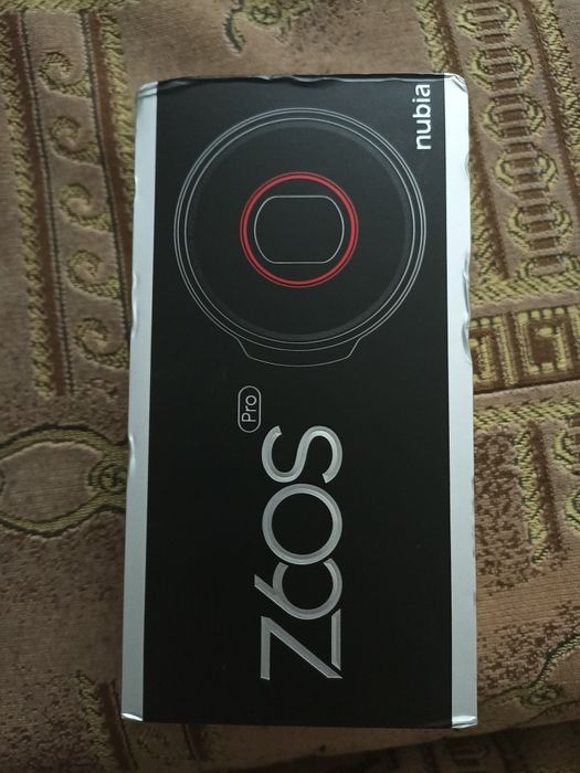 Продам смартфон nubia z60s pro